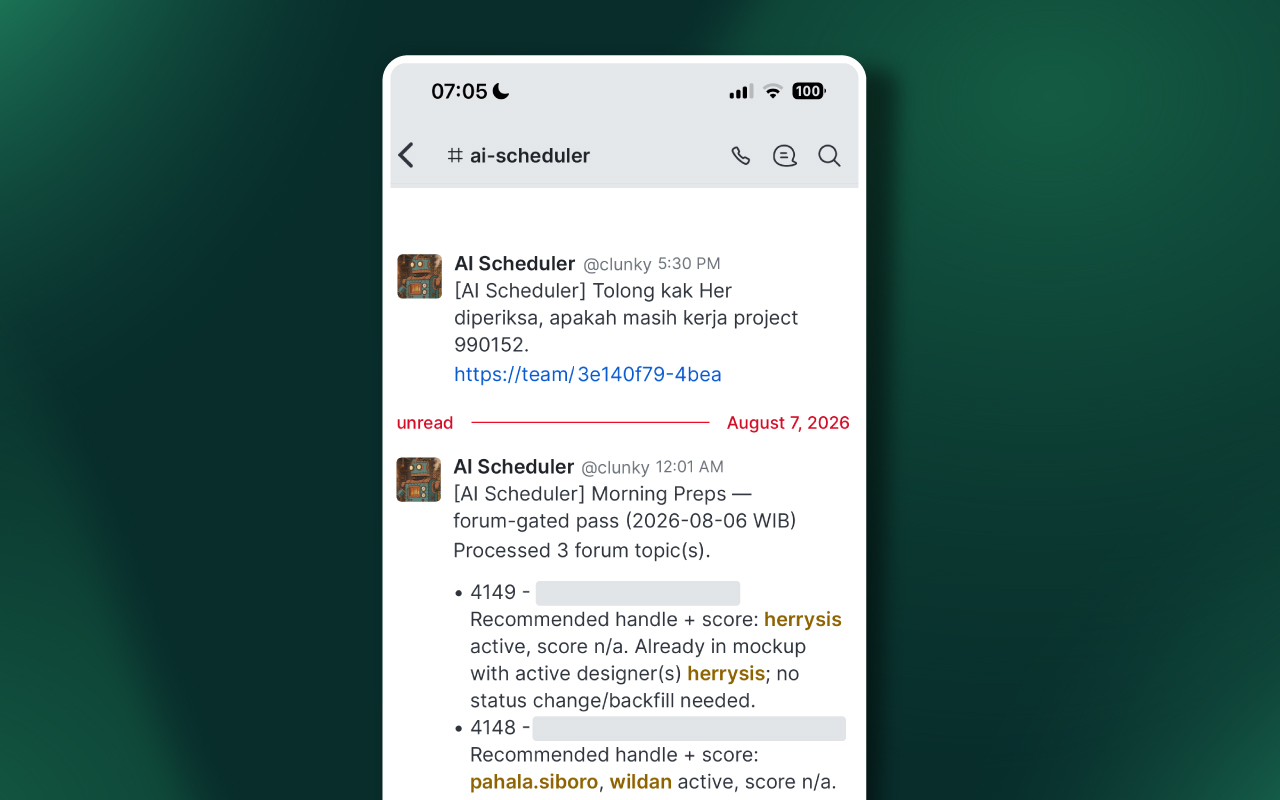 Notifikasi stok minimum dan ringkasan penjadwalan yang masuk otomatis ke chat